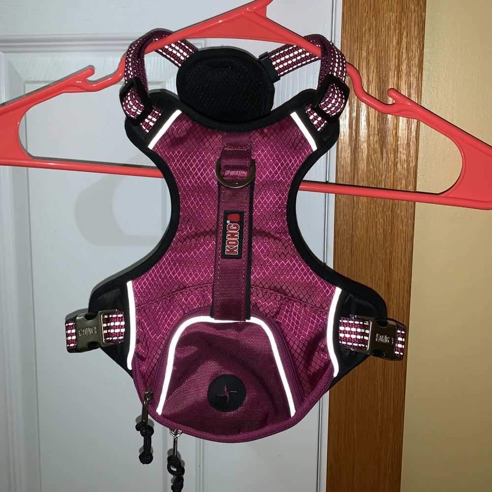 KONG reflective pocket dog harness